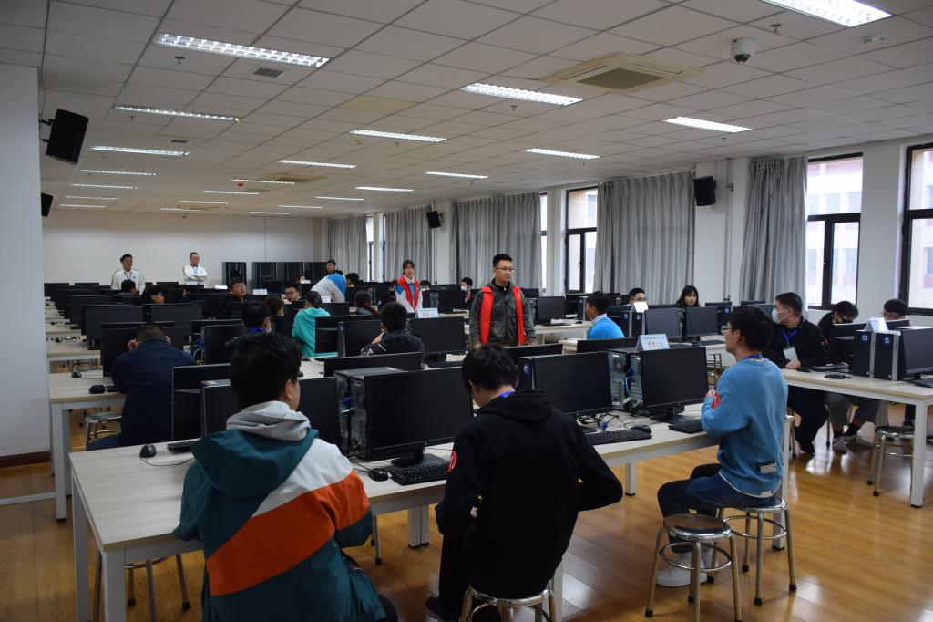 2020年陜西省高職技能大賽雙賽項(xiàng)在我院圓滿舉行，軟件技術(shù)開(kāi)發(fā)專(zhuān)業(yè)展現(xiàn)風(fēng)采